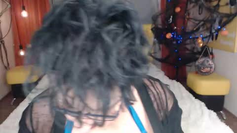 sondrariddle online show from October 16, 12:21 am