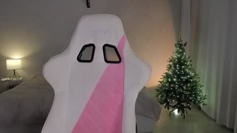 Snapshot of sonia_moon_ chatting on December 13, 6:21 am sonia_moon_ online show from December 13, 6:21 am