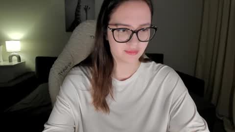 Snapshot of sonia_moon_ chatting on March 5, 1:21 am sonia_moon_ online show from March 5, 1:21 am