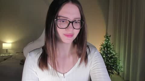 Snapshot of sonia_moon_ chatting on December 21, 2:41 am sonia_moon_ online show from December 21, 2:41 am