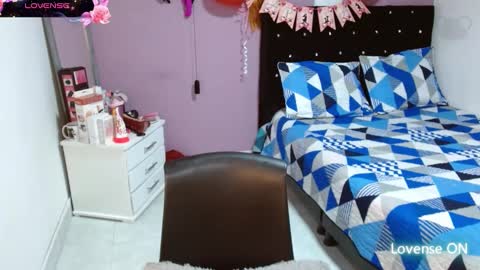 sonialatin69 online show from February 20, 8:39 am