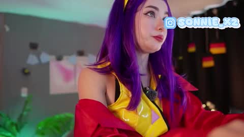 Sonnie online show from October 1, 1:54 pm