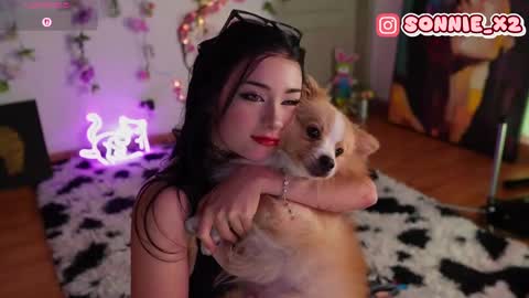 Sonnie online show from April 16, 3:23 pm