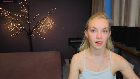 Sonya online show from June 7, 5:40 pm