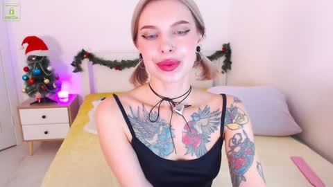 Sonya Lime online show from December 17, 7:39 am