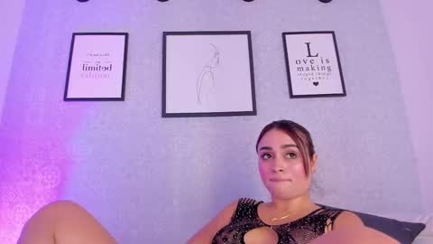 Sophia online show from September 10, 8:54 pm