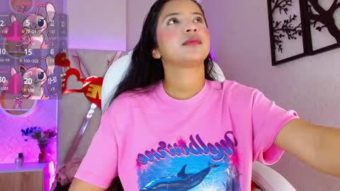 Snapshot of sophi_gray chatting on February 26, 11:00 am Shophi online show from February 26, 11:00 am