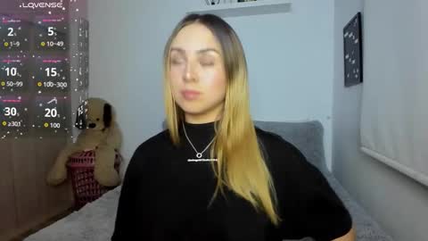 Sofi online show from December 16, 1:24 am