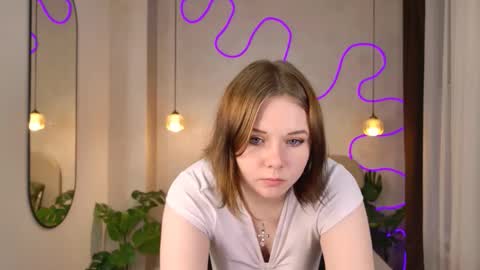 Sophie online show from October 6, 3:19 pm