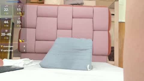 Sophia online show from October 27, 2:17 pm