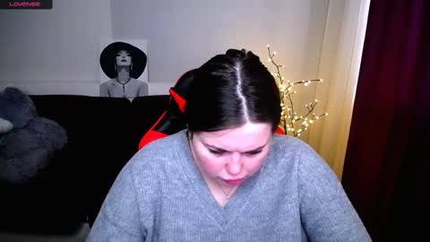 sophia__olsen online show from March 1, 9:40 am