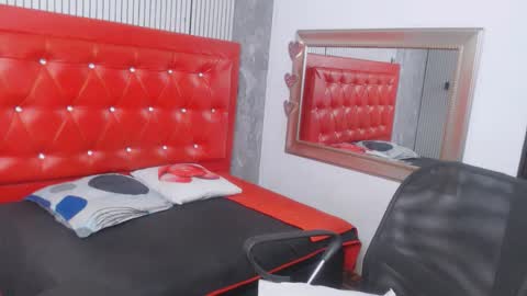 sophia__sweet1 online show from February 20, 10:12 pm