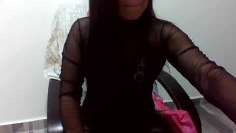 Yesenia online show from July 21, 6:04 am