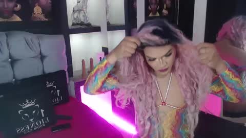 sophia_hott01 online show from October 2, 11:53 am