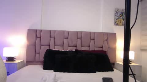 Sophia Carson online show from December 5, 10:28 am