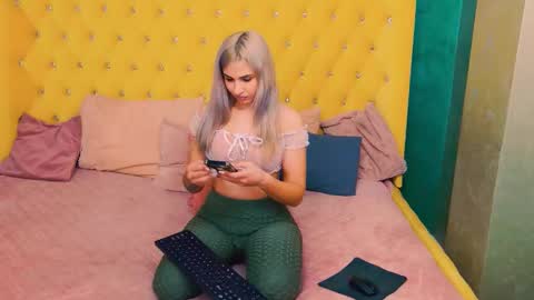 Snapshot of sophia_smith4146 chatting on October 13, 8:16 am sophia smith4146 online show from October 13, 8:16 am