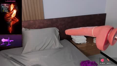 SHOPIA online show from February 8, 9:18 pm