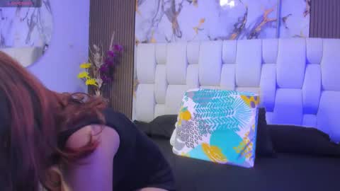 sophiaa10 online show from March 30, 7:14 pm