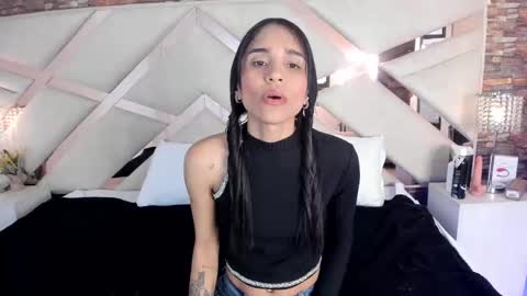 Sophia Paris online show from September 13, 4:59 am