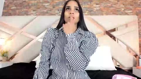 Sophia Paris online show from September 10, 3:29 am