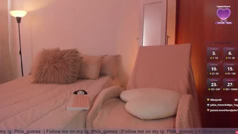    online show from April 3, 1:51 pm