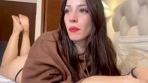 sophiarommie online show from April 23, 3:14 am