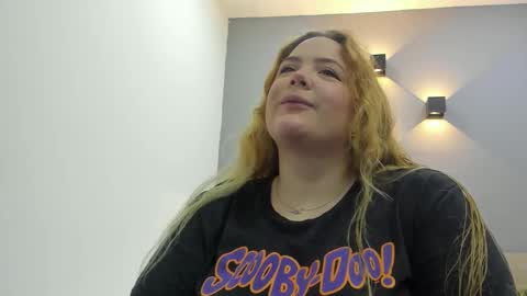 Snapshot of sophiarossee chatting on February 20, 12:36 pm Sofi online show from February 20, 12:36 pm