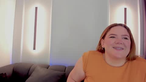 Snapshot of sophiarossee chatting on February 12, 12:55 pm Sofi online show from February 12, 12:55 pm