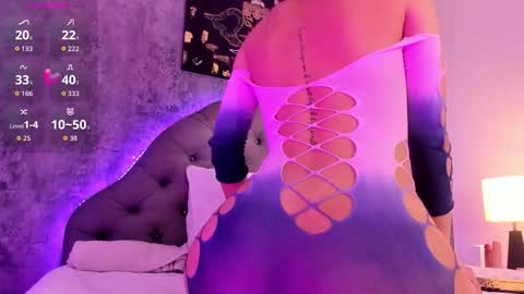 Sophia  online show from October 20, 2:55 pm