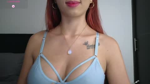 Snapshot of sophiaxv chatting on February 5, 1:15 am Sophy online show from February 5, 1:15 am