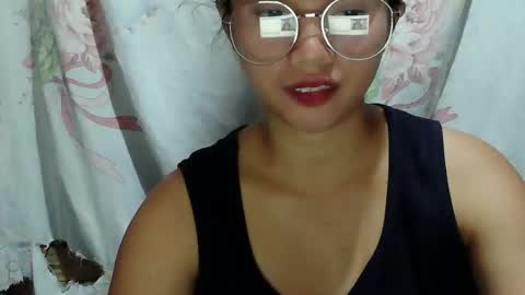 sophie_193 online show from April 18, 7:07 pm