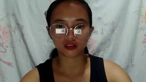 sophie_193 online show from May 27, 5:21 pm