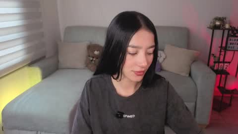 Sophie  online show from April 2, 2:57 pm