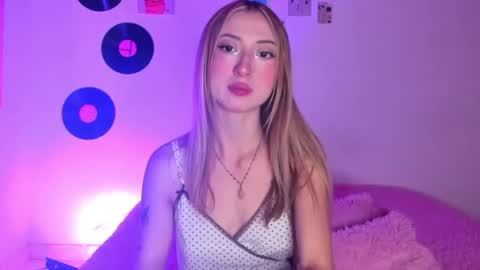 Sophie online show from January 13, 6:21 am