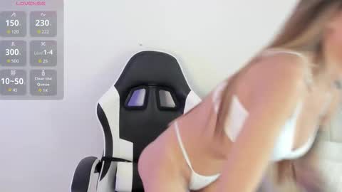   online show from December 21, 6:47 pm