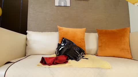 Sophie online show from February 11, 11:42 am