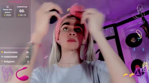 sophie_miaa online show from October 30, 11:22 am