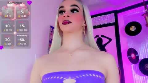 sophie_miaa online show from November 4, 11:44 am