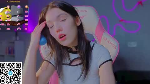 sophie_nomenal_ online show from February 24, 6:55 pm