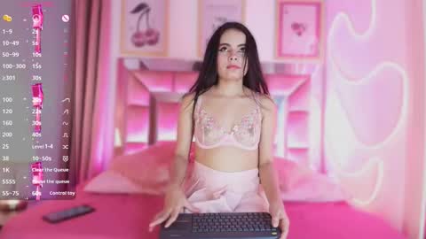 Sophie  online show from November 30, 10:11 am