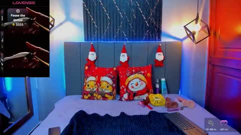 Sophie Sweet online show from December 16, 4:19 am