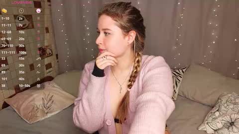 Sophie online show from October 13, 3:47 pm