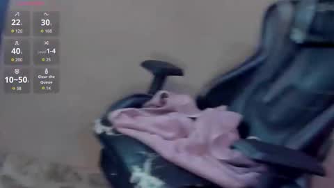 Sofa  online show from April 8, 3:26 pm