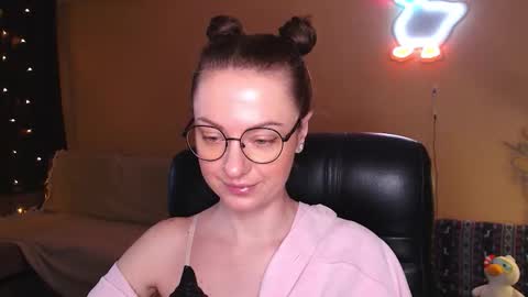 sophieleroux online show from February 6, 12:08 pm