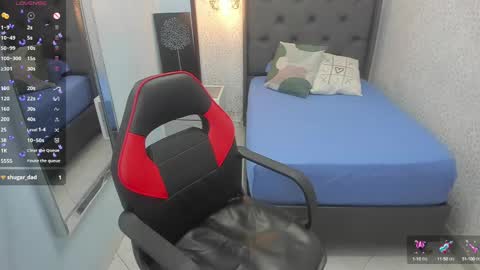 Sophie  online show from March 3, 12:50 pm