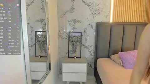 Sophie  online show from September 23, 12:54 pm