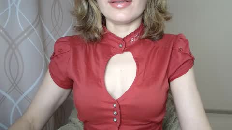 Sophiemisss online show from October 6, 9:38 am