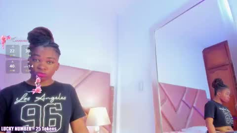 Sophie online show from October 4, 1:20 pm