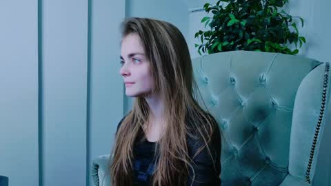 Sophie and my bestie Mandy    online show from December 1, 7:38 pm