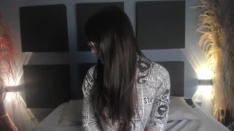 SOPHY ROGERS online show from February 6, 11:42 am